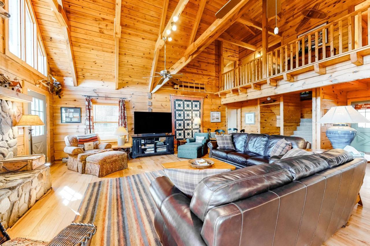 Timberidge Lodge Sylva Buitenkant foto